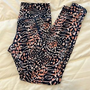 Exclusive curvescription exotic print leggings